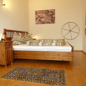Charming, Central, Spacious Apartment Innsbruck